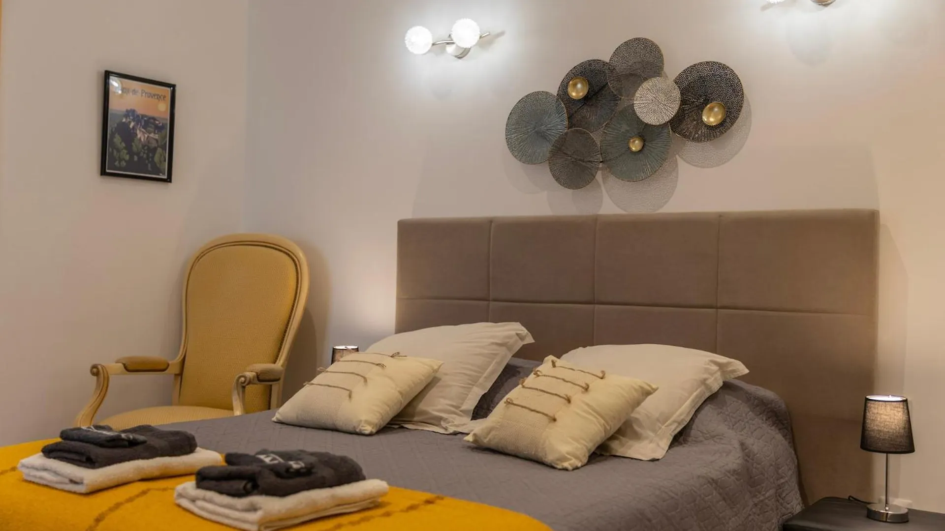 Appartement Instant En Provence à Eyragues