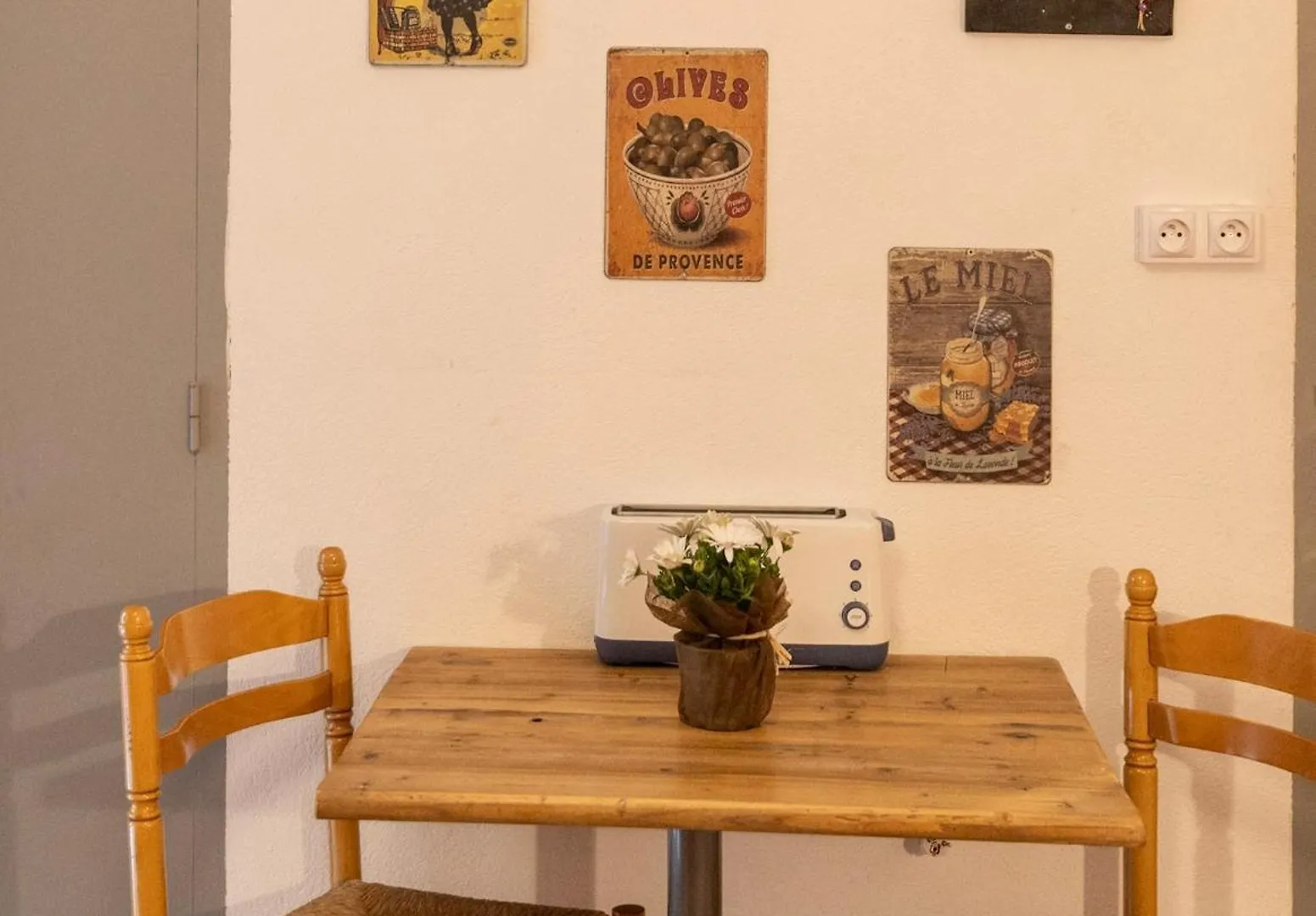 Appartement Instant En Provence à Eyragues 0*,  France