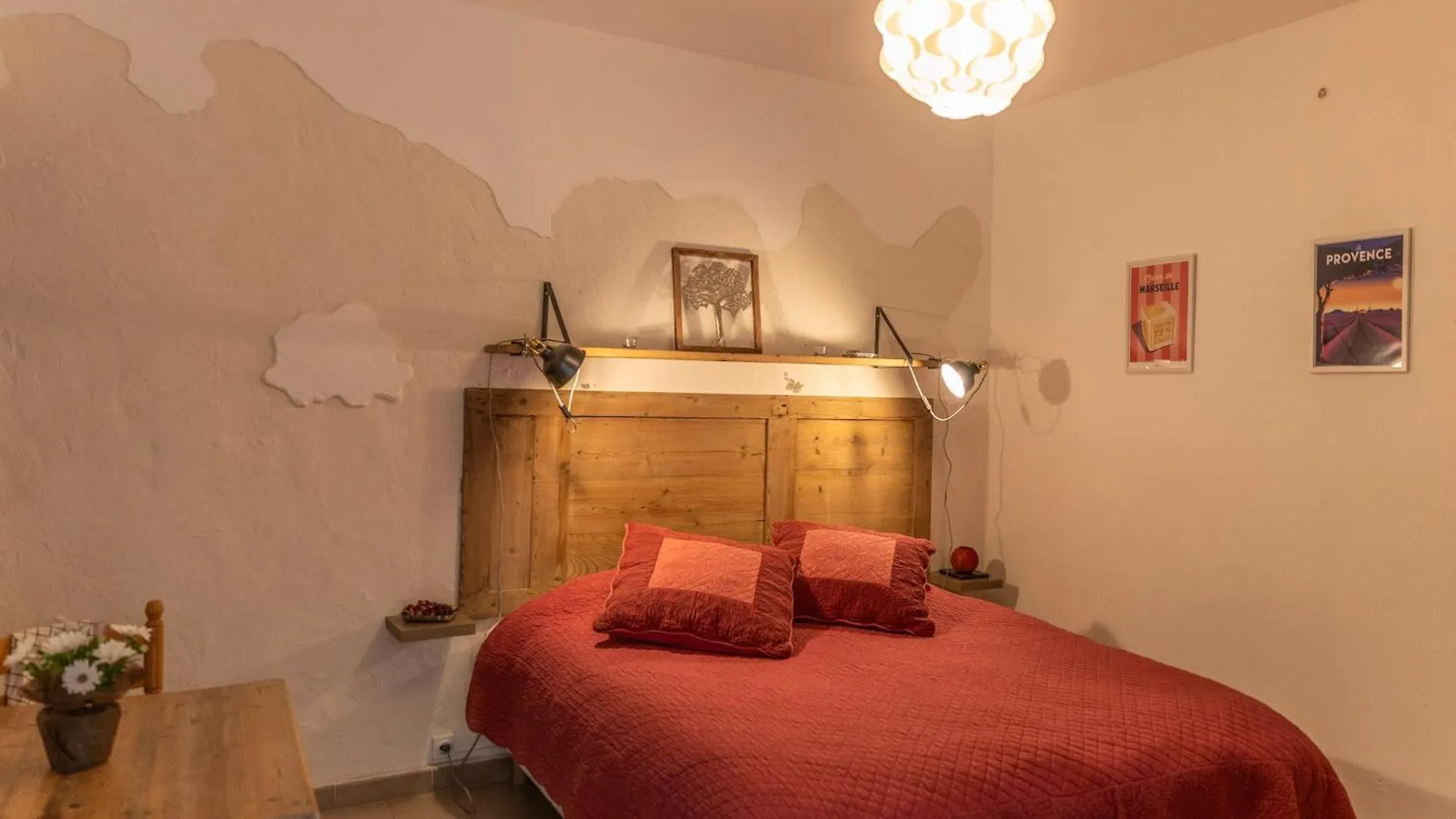 Appartement Instant En Provence à Eyragues 0*,  France
