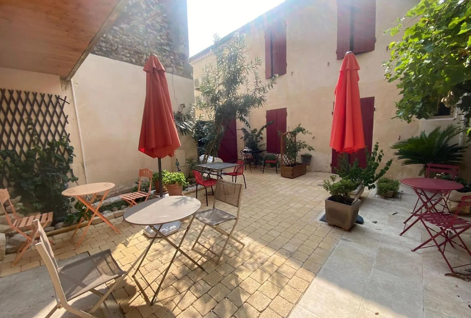 Instant En Provence Apartment Eyragues 0*,