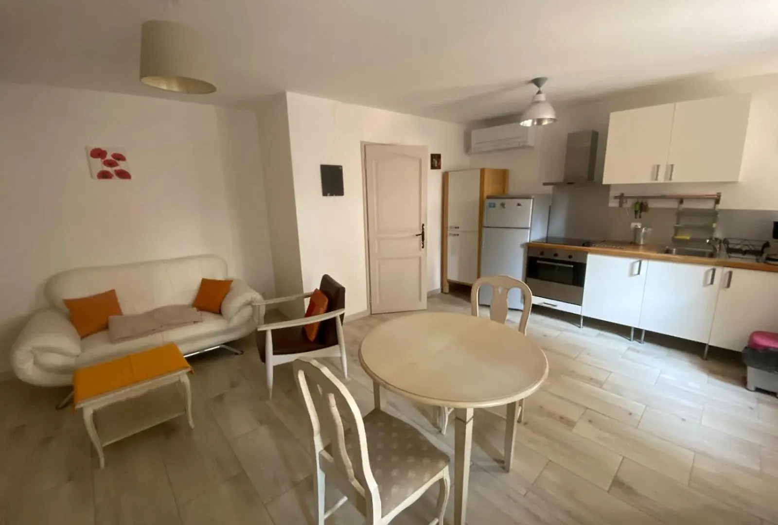 Instant En Provence Apartment Eyragues France